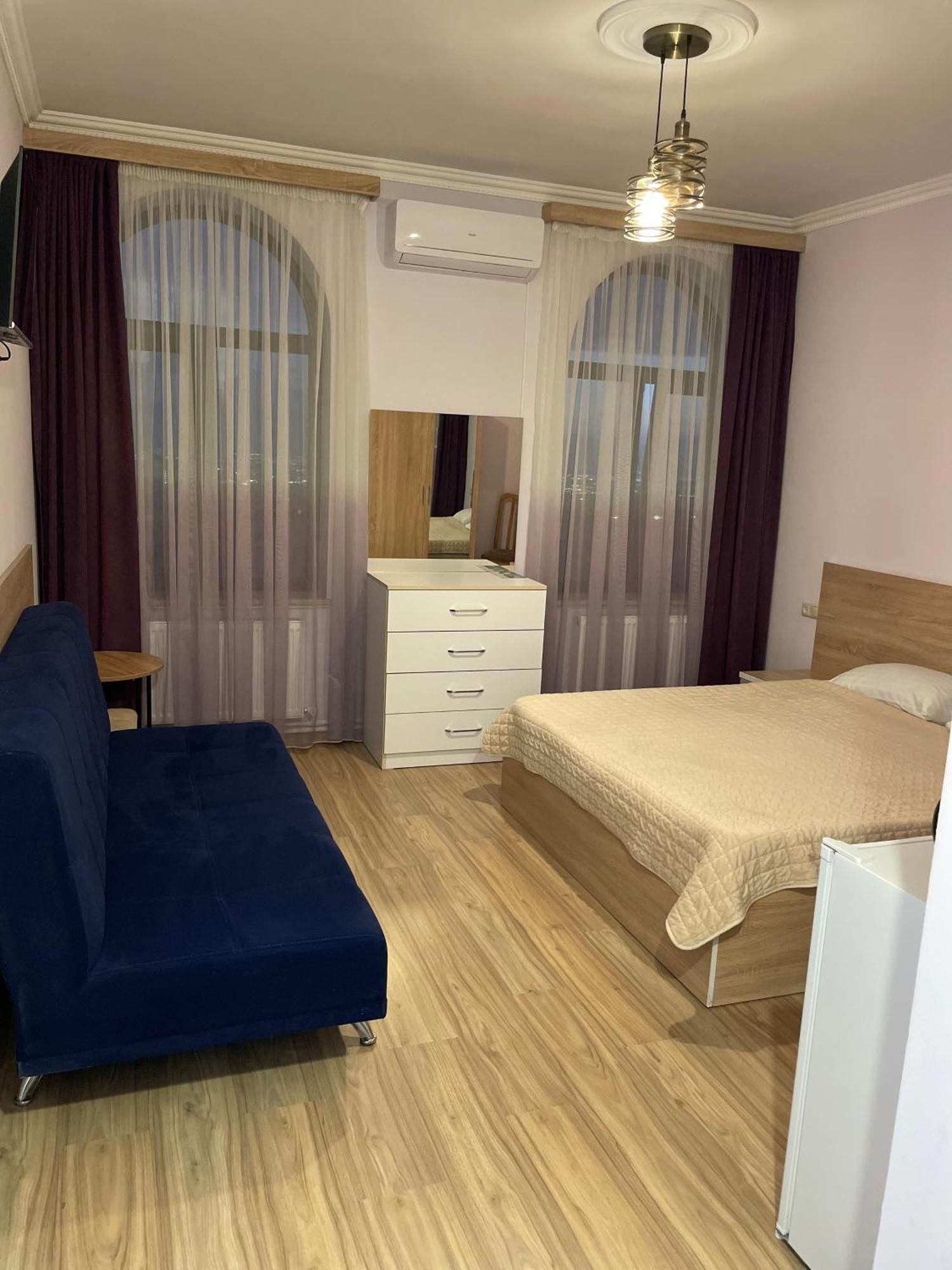 Decca Hotel Yerevan Exterior photo